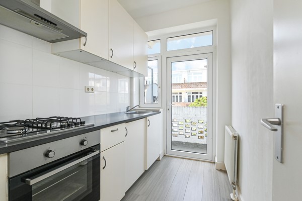 Medium property photo - Bennekomstraat 21, 2573 RA Den Haag